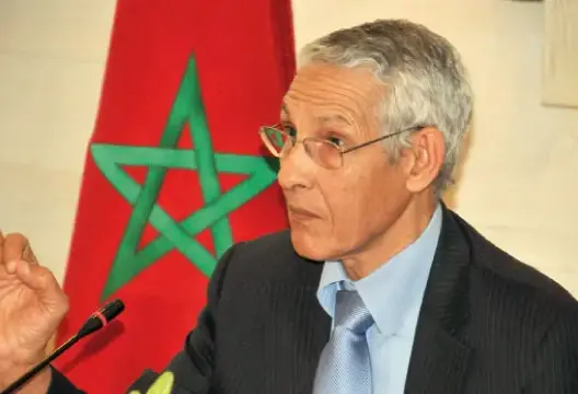 الداودي يستعين بوصلة إشهارية للدفاع عن حصيلته
