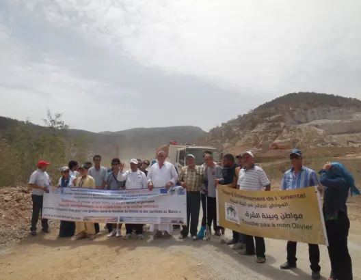 فاعلون يدقون ناقوس الخطر ويدعون لحماية السواحل والمقالع بالمغرب