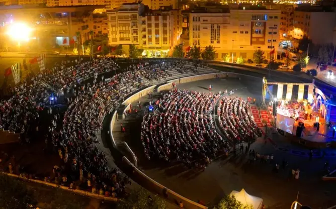 نعمان لحلو يطرب جمهور تطوان في ختام “صدى الأسحار” (صور)