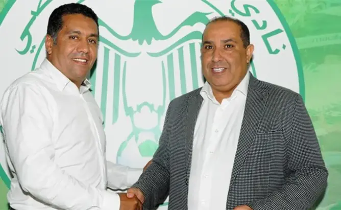الرجاء يقرر الانفصال عن الطاوسي