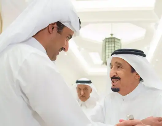 بعد العاهل الأردني.. الملك سلمان يستقبل أمير قطر بمقر إقامته بطنجة