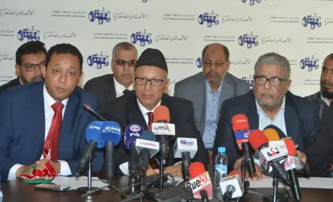 سلاوني: الأزمي “فاشل” في عمودية فاس وشباط كان “ناجحا”