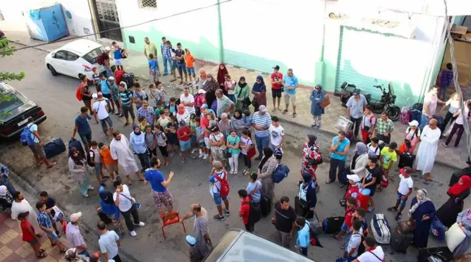 أطفال بتطوان يحتجون ضد منعهم من التخييم وأولياؤهم يطالبون الملك بالتدخل