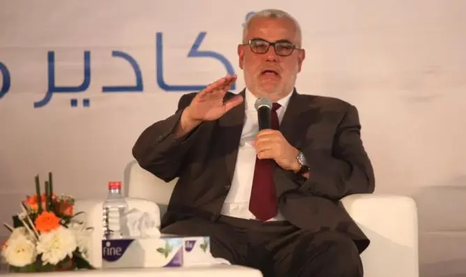 ابن كيران يخالف حصاد ويعتبر تجريد مغاربة العالم من التصويت قرارا سياسيا