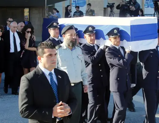 منظمات: على العرب الحضور لجنازات الفلسطينيين بدل بيريز