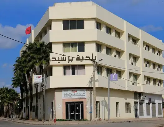 ستة أحزاب تتهم الداخلية بالتواطؤ مع “البام” ببرشيد