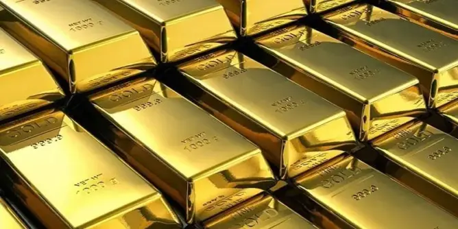 الذهب يقلص مكاسبه مع تعافي الدولار وصعود الأسهم