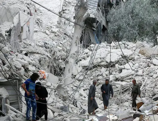 روسيا تدك حلب بالقنابل العنقودية وأطفال بين القتلى