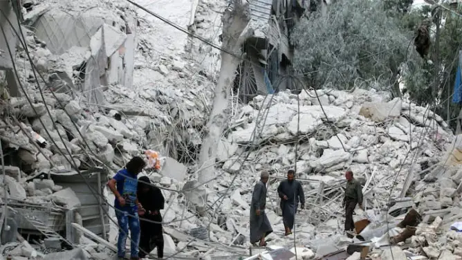 روسيا تدك حلب بالقنابل العنقودية وأطفال بين القتلى