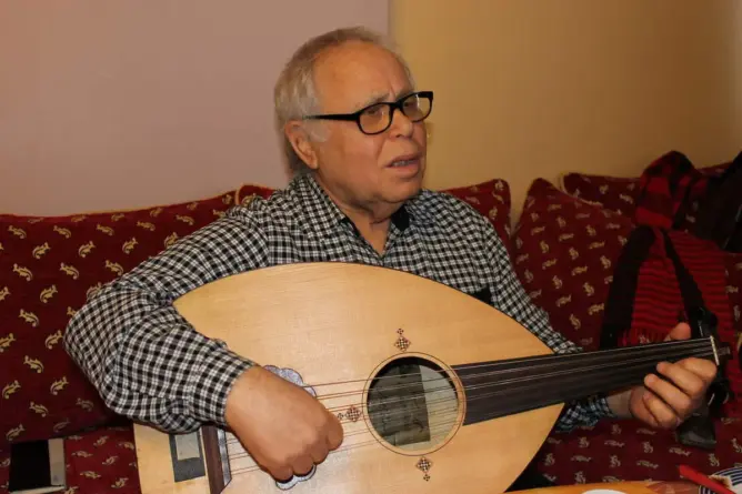 محمد الإدريسي صاحب أغنية “عندي بدوية” في ذمة الله