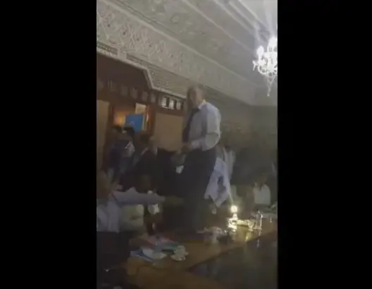 قيادي استقلالي بإنزكان يحول اجتماعا بالرباط إلى “حلبة للملاكمة”