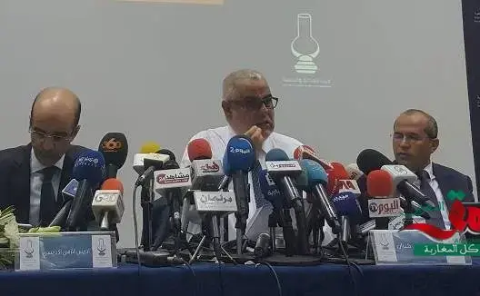 بن كيران: “مادرناش برنامج انتخابي فمكتب دراسات أو بكوبي كولي”