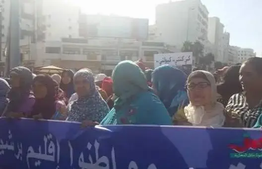 مواطنون لـ “العمق”: السلطة هي من استدعتنا ووفرت لنا وسائل النقل ولا نعرف موضوع الاحتجاج