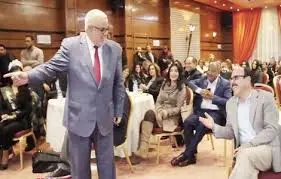 معركة رئاسة الحكومة بين البام و البيجيدي