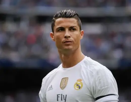رونالدو يسعى لتسجيل هدفه الـ100 في دوري الأبطال