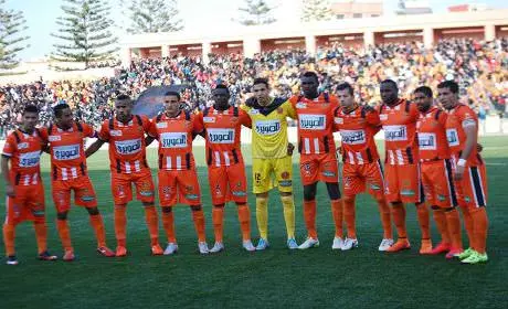 نهضة بركان يعبر إلى ربع نهائي كأس العرش