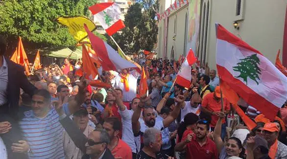 احتفالات في لبنان إثر انتخاب عون رئيسا