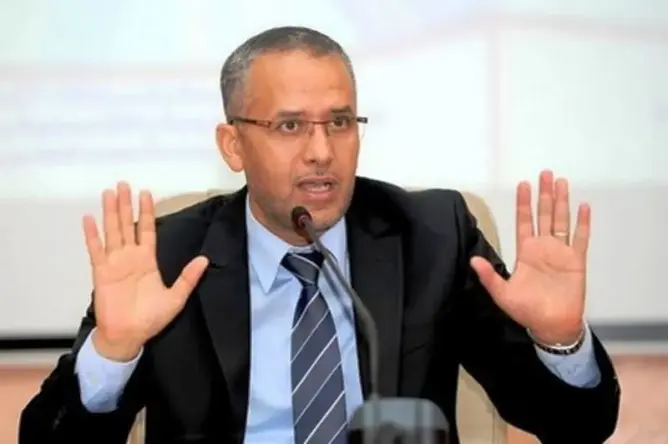 الشوباني يدعو لفتح تحقيق في صفقة تهيئة طريق بالرشيدية