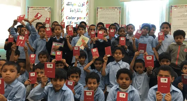 تلميذان مغربيان يتوجان في “تحدي القراءة العربي” بالإمارات