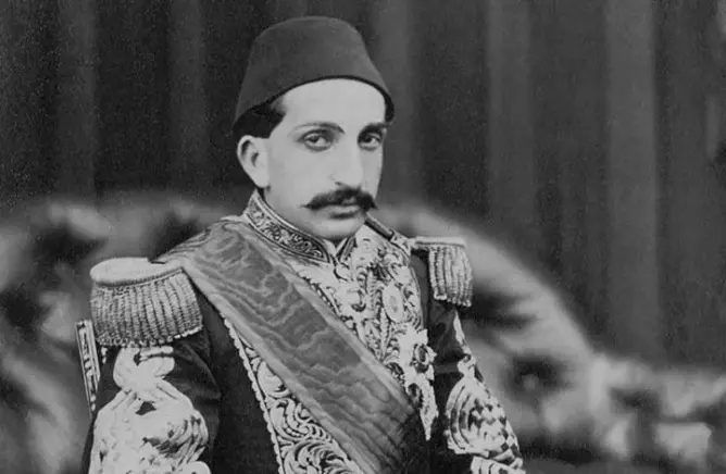 حلم عمره 140 عاما للسلطان عبدالحميد الثاني يتحقق (صور)