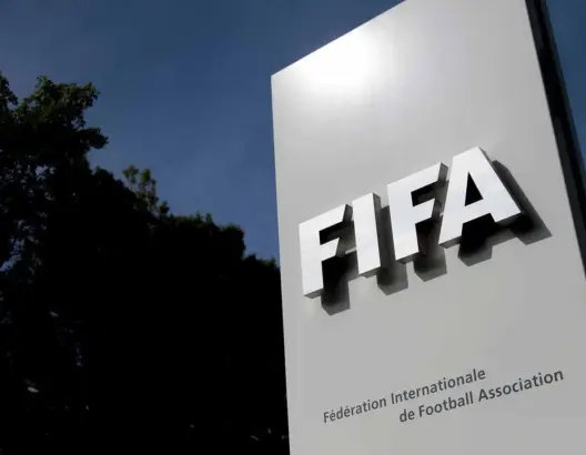 الـ”فيفا” يغرم إسبانيا في ملف اللاعبين القاصرين