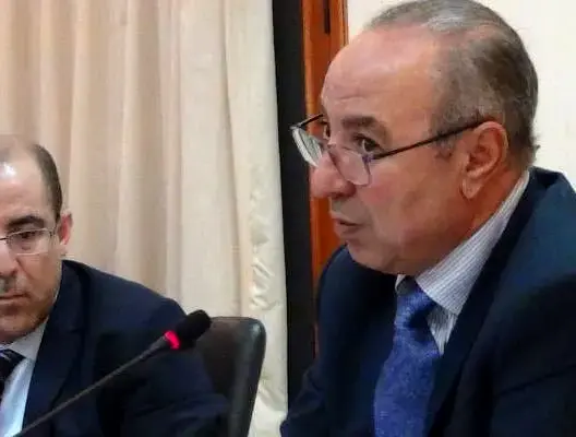 والي درعة يهدد موظفي إدارات الجهة بسبب خطاب الملك