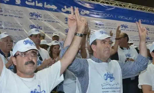 صحف: 4 نساء احتجزن مدير حملة “البام” بفاس وطالبن بفدية