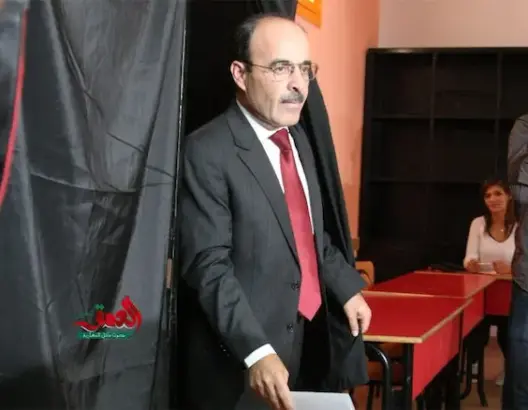 نشطاء يسخرون من مقال العماري ويبحثون عن “الكاتب الحقيقي”