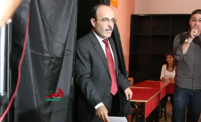 نشطاء يسخرون من مقال العماري ويبحثون عن “الكاتب الحقيقي”