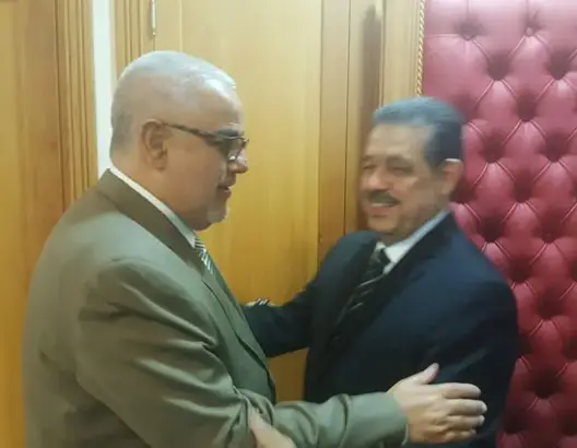 شباط في مقر البيجيدي للتشاور مع بنكيران حول الحكومة (صور)