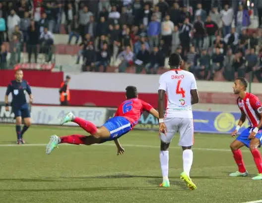 المغرب التطواني يتفوق على نهضة بركان ويرتقي للمركز الثاني