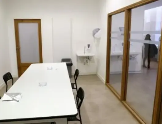 قاعة رسمية لتناول المخدرات تفتح بباريس
