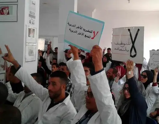 10 آلاف إطار يرفضون التوظيف بالتعاقد ويهددون بالتصعيد