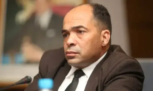 لكريني: خطاب الملك يكشف علمه بمعاناة المواطنين مع الإدارة