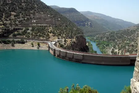 الأمطار تملأ سدود شمال المغرب بأزيد من 412 مليون متر مكعب