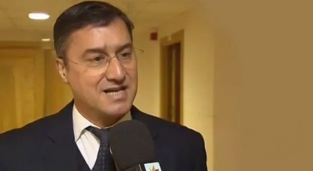 مجاهد: الأموال تلعب دورا حاسما في نتائج الانتخابات