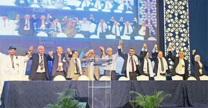 الـPJD ينوه بالمنهجية الديمقراطية للملك ويشكر المغاربة