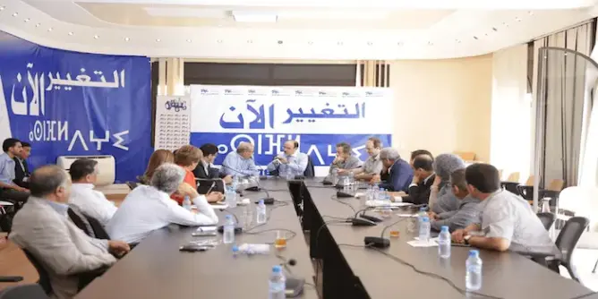 “البام” يهنئ “البيجيدي” ويؤكد عدم تحالفه معه