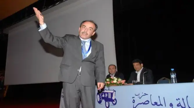 مسؤولة بامية تعتذر على وصف pjd بـ”الدواعش” وحزبها يقيلها