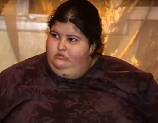 فيسبوكيون يساعدون “آية” في التصدي لمعاناتها مع السمنة