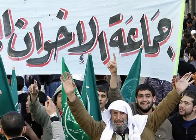 التنظيم العالمي للاخوان المسلمين بين الدعوة والسياسة ؟