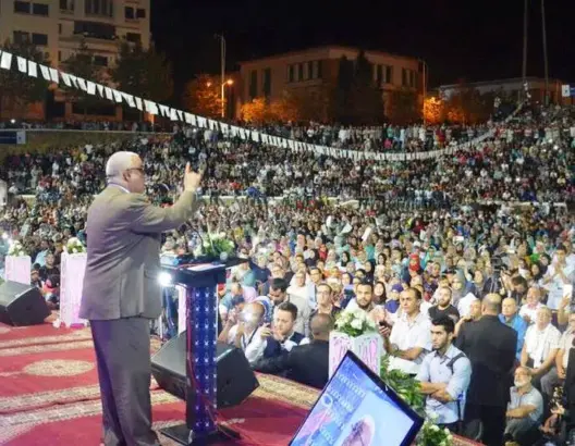 بنكيران: بعض رجال السلطة لا يحترمون توجيهات الملك