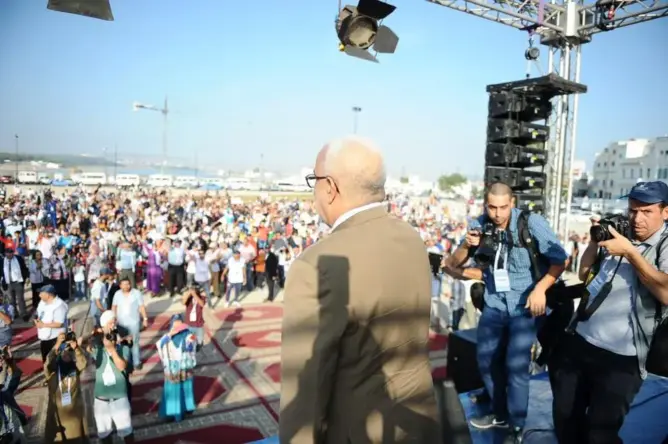 ابن كيران للعماري: لم نغير منازلنا ومازلت أسكن في بيت زوجتي