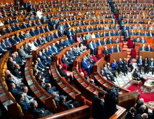 لم استمرار السكوت عن تقاعد الوزراء والبرلمانيين؟
