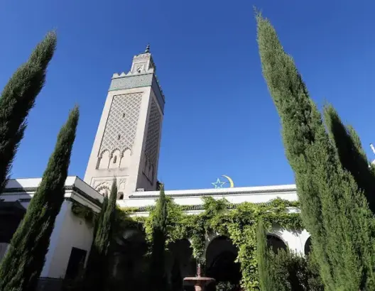 أفكار شائعة عن الإسلام ودور العبادة في فرنسا