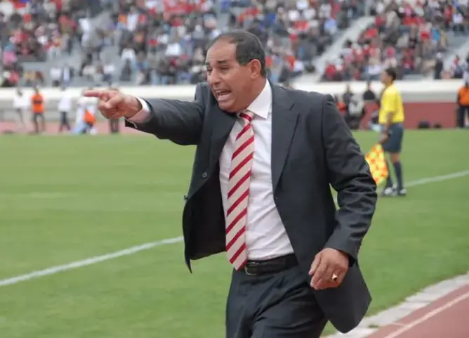 الزاكي يرحل إلى الجزائر لتدريب فريق شباب بلوزداد