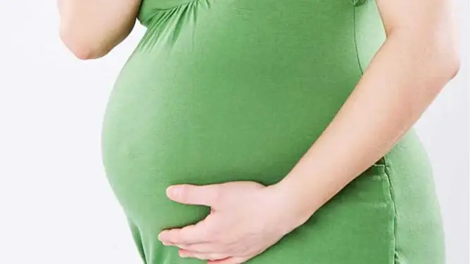 الأم الأسطورة.. قصة امرأة حرمت الإنجاب لسنوات