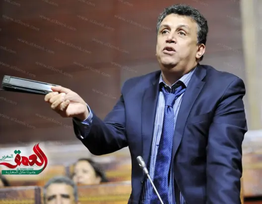 وهبي يكتب.. الفصل47 بين السلطة الفعلية والشكلية للملك