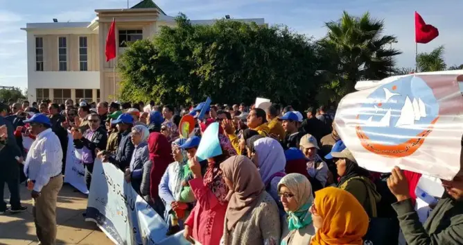 جمعيات تراسل بنكيران بعد تحفظ الداخلية على منحها