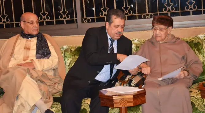 الاستقلال لأخنوش: نؤكد مجددا مشاركتنا في حكومة بنكيران